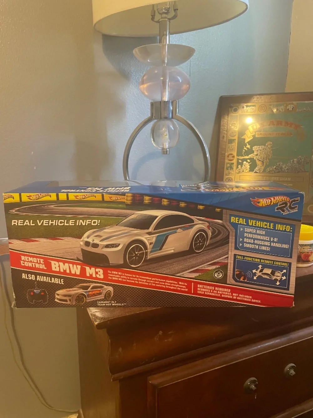 Hot wheels, RC vBMW electric car NEW